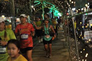 BIB: 3693, 5300
                            <button type="button" onclick="openModal(26274568)" class="btn btn-primary btn-sm float-right btn-popup" data-toggle="modal" data-target=".modal-high-quality">
                        <i class="fas fa-shopping-cart"></i> Add to Cart
                    </button>
                                            <button type="button" onclick="isThisMe(26274568, true)" class="btn btn-success btn-sm float-right btn-popup btn-isme hidden" data-toggle="tooltip" data-placement="bottom" title="นี่คือรูปของคุณใช่ไหม คลิกที่นี่เพื่อเอาเข้าอัลบั้ม">
                        <i class="fas fa-plus"></i> Add to album
                    </button>
                    <button type="button" onclick="isThisMe(26274568, false)" class="btn btn-warning btn-sm float-right btn-popup btn-isnotme hidden">
                        <i class="fas fa-ban"></i> Remove from album
                    </button>